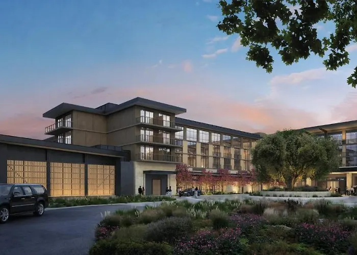 Best 16 Spa Hotels in Frisco for a Relaxing Getaway