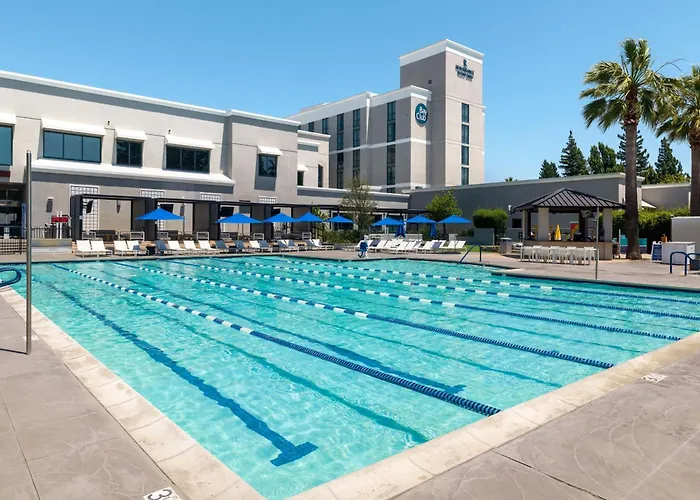 Best 19 Spa Hotels in Walnut Creek for a Relaxing Getaway
