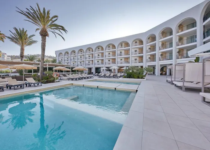 Best 14 Spa Hotels in San Antonio (Ibiza) for a Relaxing Getaway