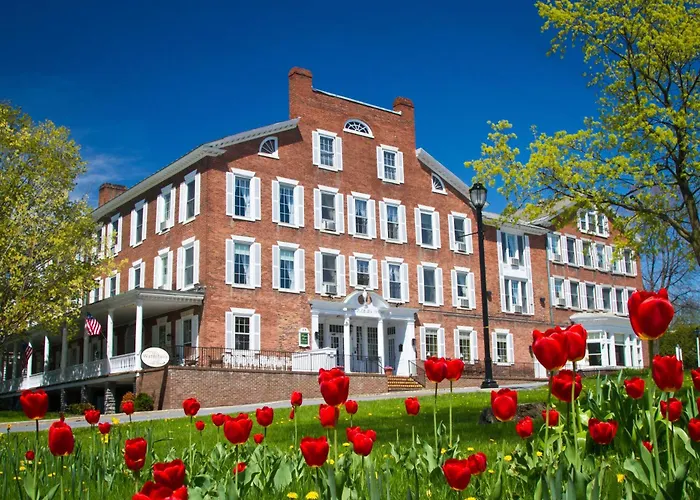 Best 5 Spa Hotels in Woodstock for a Relaxing Getaway