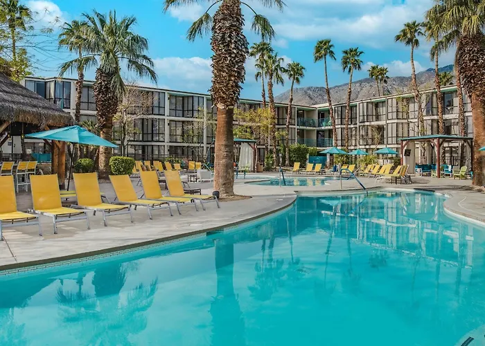Best 16 Spa Hotels in Palm Springs for a Relaxing Getaway