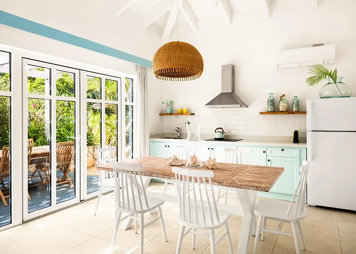 Best 7 Spa Hotels in Oranjestad for a Relaxing Getaway