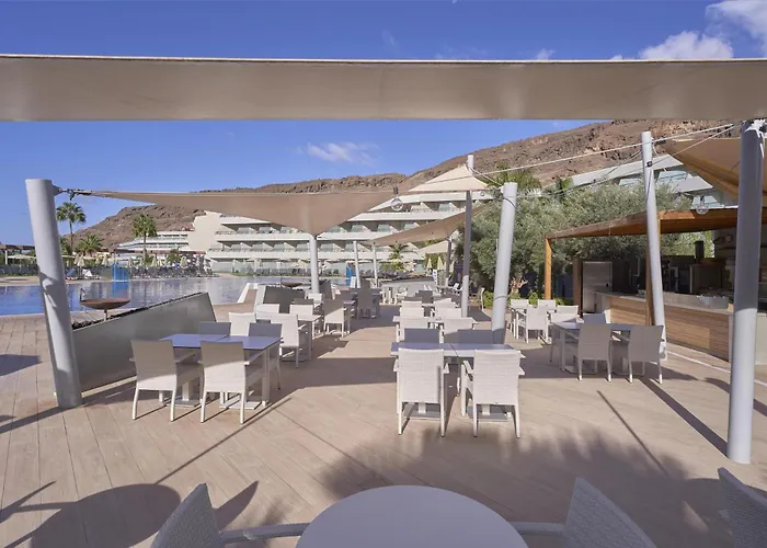 Best 17 Spa Hotels in CANARY ISLANDS for a Relaxing Getaway