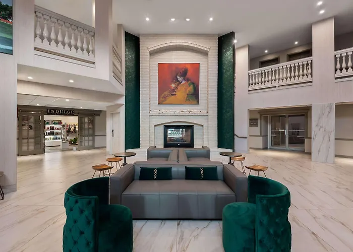 Best 8 Spa Hotels in Galena for a Relaxing Getaway