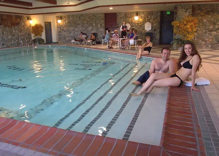 Best 10 Spa Hotels in Lake Tahoe for a Relaxing Getaway