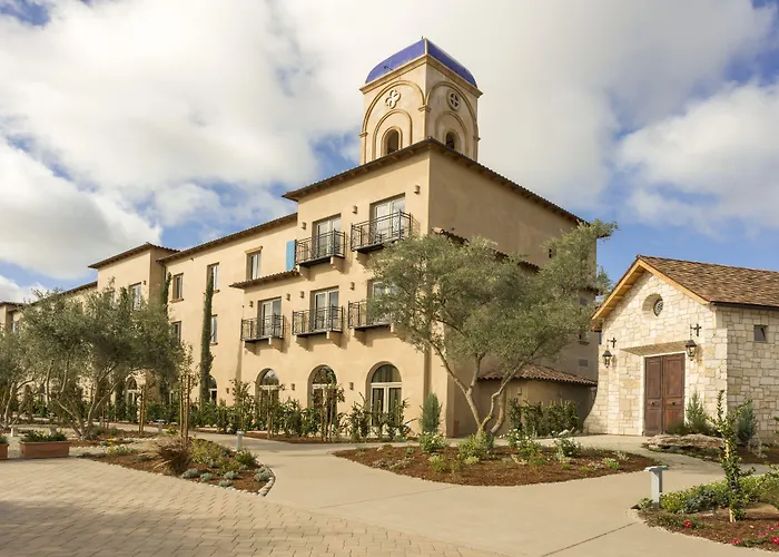 Best 8 Spa Hotels in Paso Robles for a Relaxing Getaway