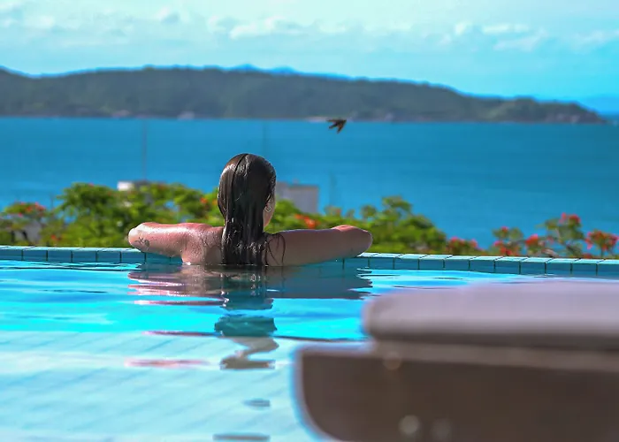 Best 16 Spa Hotels in Bombinhas for a Relaxing Getaway