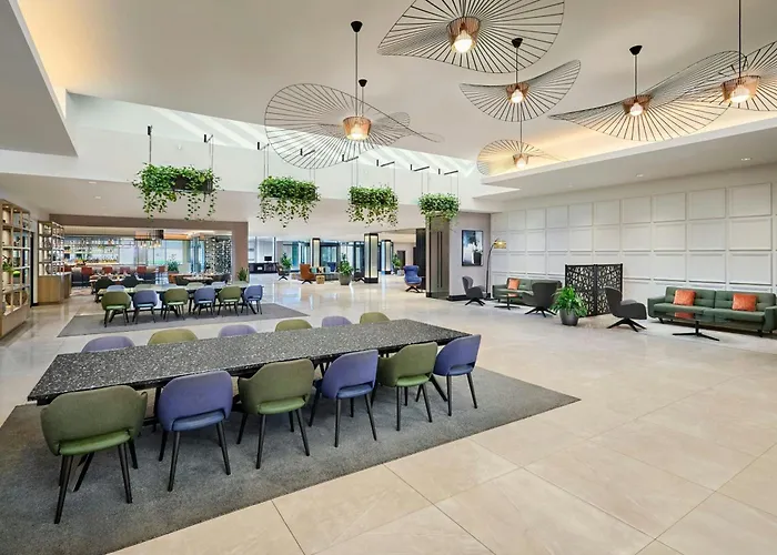 Best 15 Spa Hotels in Laval for a Relaxing Getaway