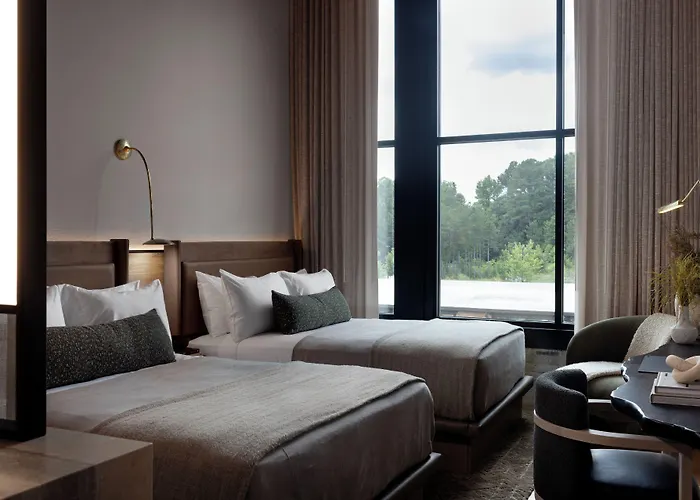 Best 6 Spa Hotels in Cleveland for a Relaxing Getaway