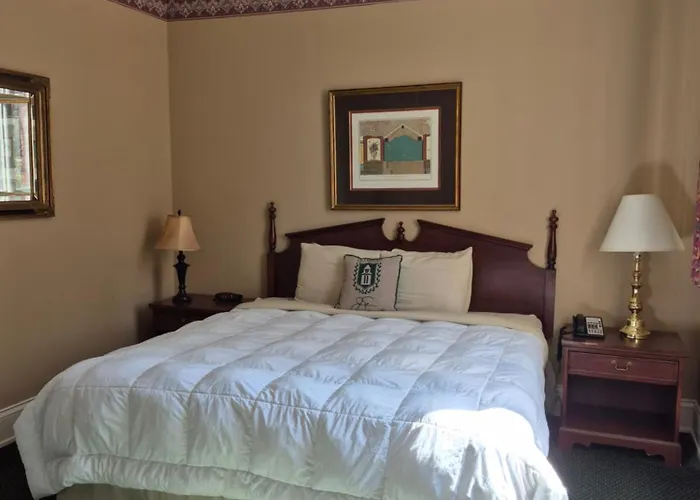 Best 10 Spa Hotels in Chagrin Falls for a Relaxing Getaway