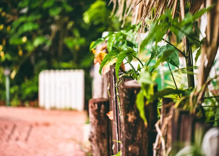 Best 5 Spa Hotels in Crown Point for a Relaxing Getaway