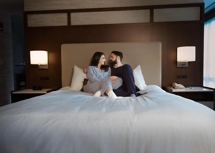 Best 6 Spa Hotels in Ellicottville for a Relaxing Getaway