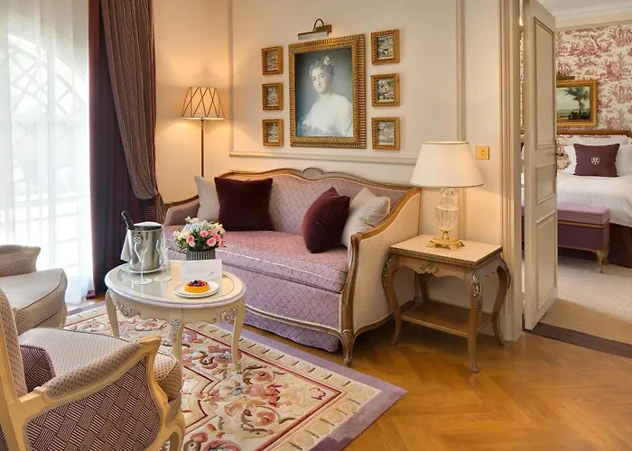 Best 18 Spa Hotels in Chantilly for a Relaxing Getaway
