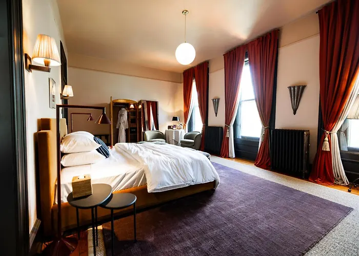 Best 10 Spa Hotels in Saint Louis for a Relaxing Getaway