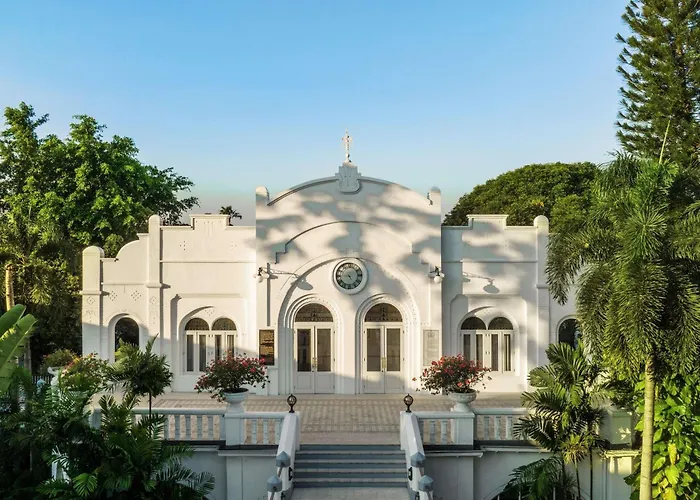 Best 17 Spa Hotels in Surabaya for a Relaxing Getaway