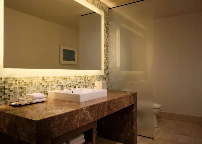 Best 10 Spa Hotels in Pittsburgh for a Relaxing Getaway