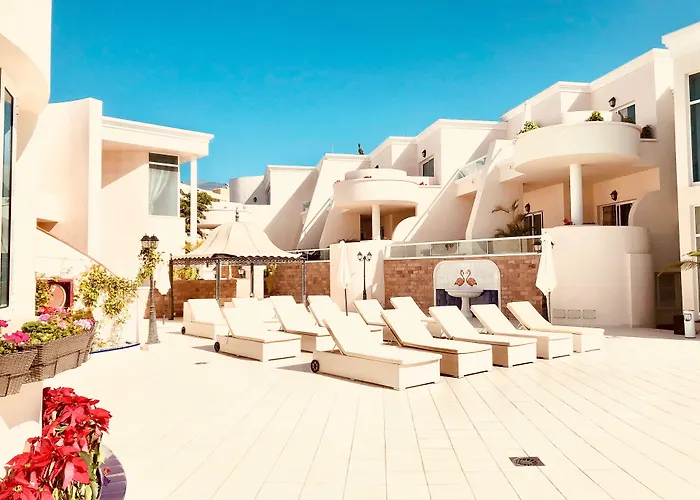 Best 17 Spa Hotels in Costa Adeje (Tenerife) for a Relaxing Getaway