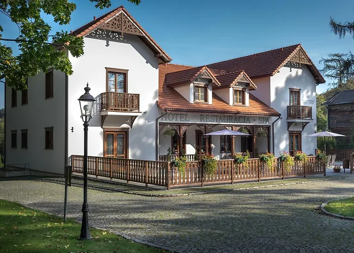 Best 20 Spa Hotels in Naleczow for a Relaxing Getaway