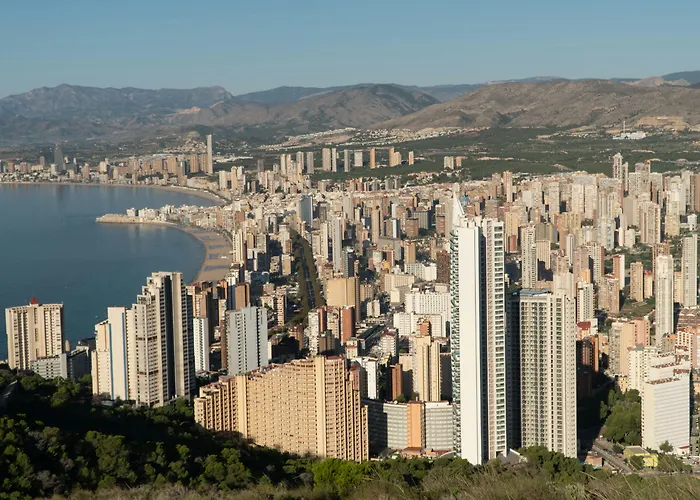 Best 17 Spa Hotels in Benidorm for a Relaxing Getaway
