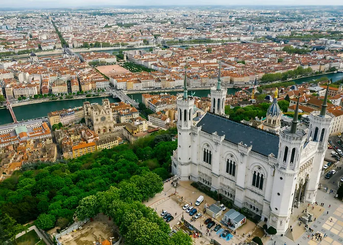 Best 12 Spa Hotels in Lyon for a Relaxing Getaway
